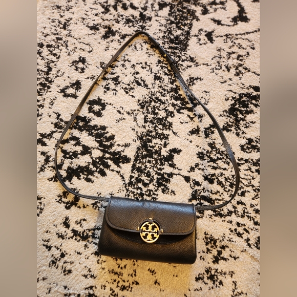 Tory Burch Handbags - Tory Burch Crossbody Miller Bag